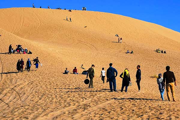 VarzanehDesert